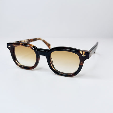 BROWN AMBER